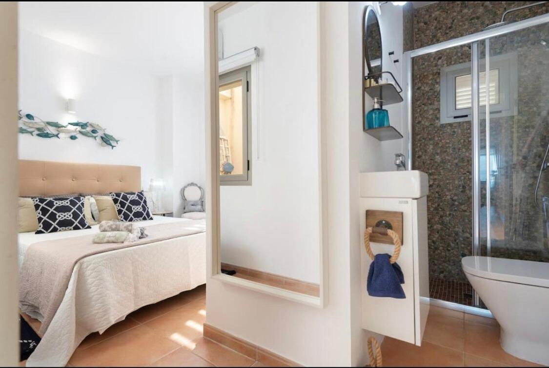Apartment Cas Carbon3r-stunning Ground Floor In Front Of The Sea *