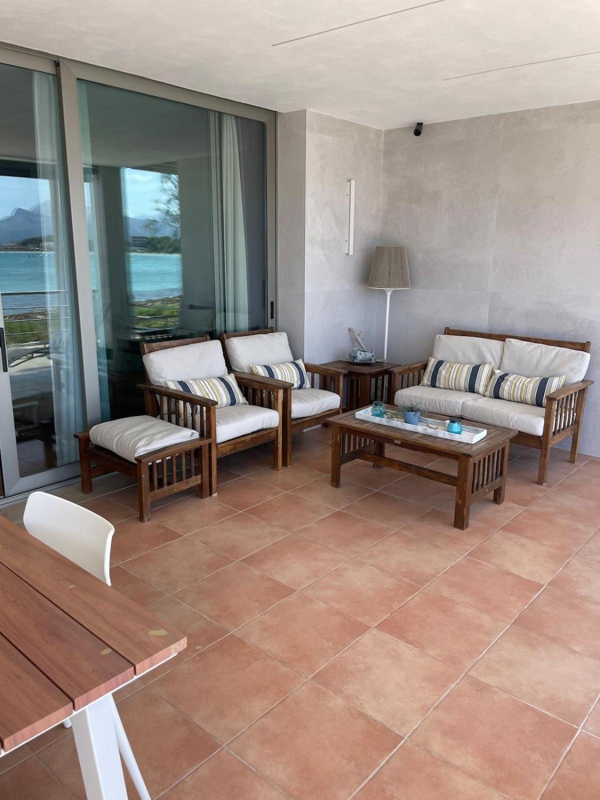 Cas Carbon3r-stunning Ground Floor In Front Of The Sea Alcudia (Mallorca)